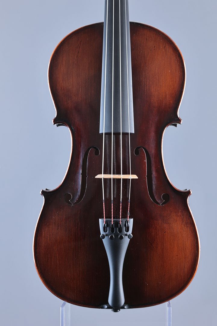 Leonhardt Rainer W. - Mittenwald Anno 2026 - Dark Moon - 40,5cm - B-143